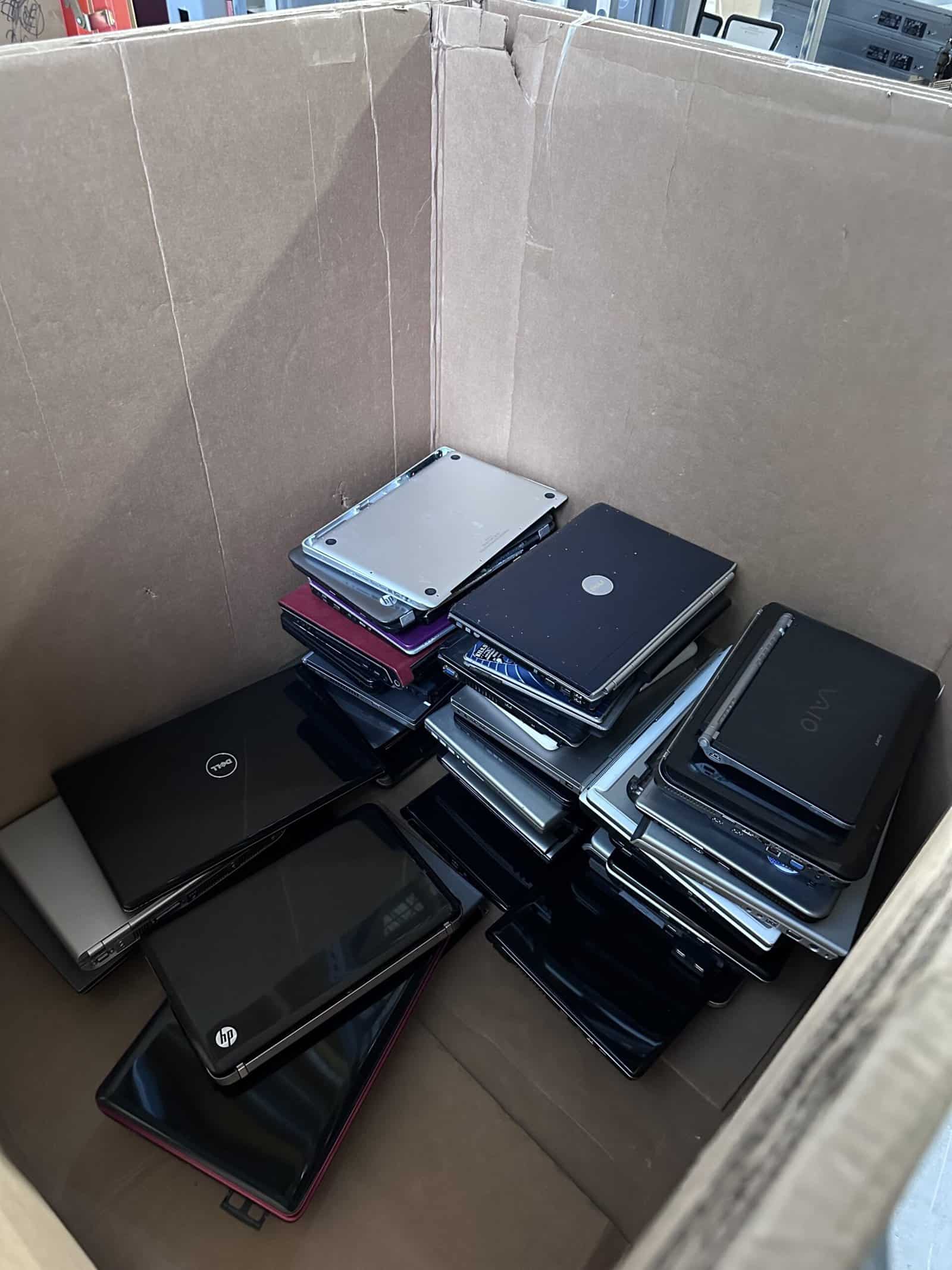 Recycling Old Laptops: Easy as 1, 2, 3!